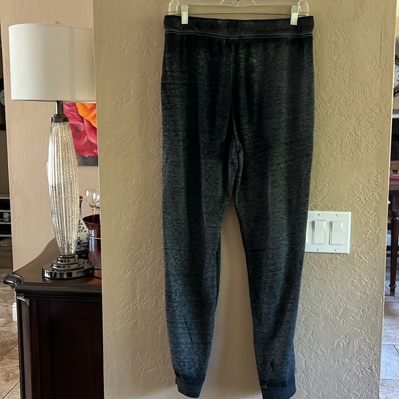 Disney sweatpants/joggers pants washed black lightweight knit size medium - Picture 8 of 16